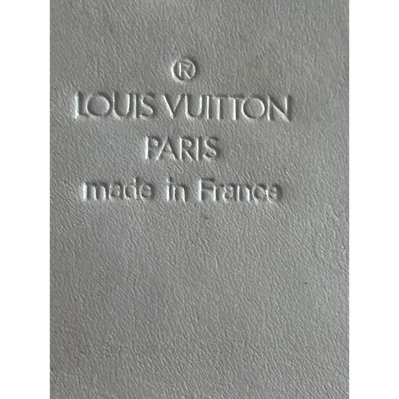 LOUIS VUITTON: Green  Patent Leather "LV" Logo Accessories Case/Waist pouch - Picture 5 of 5